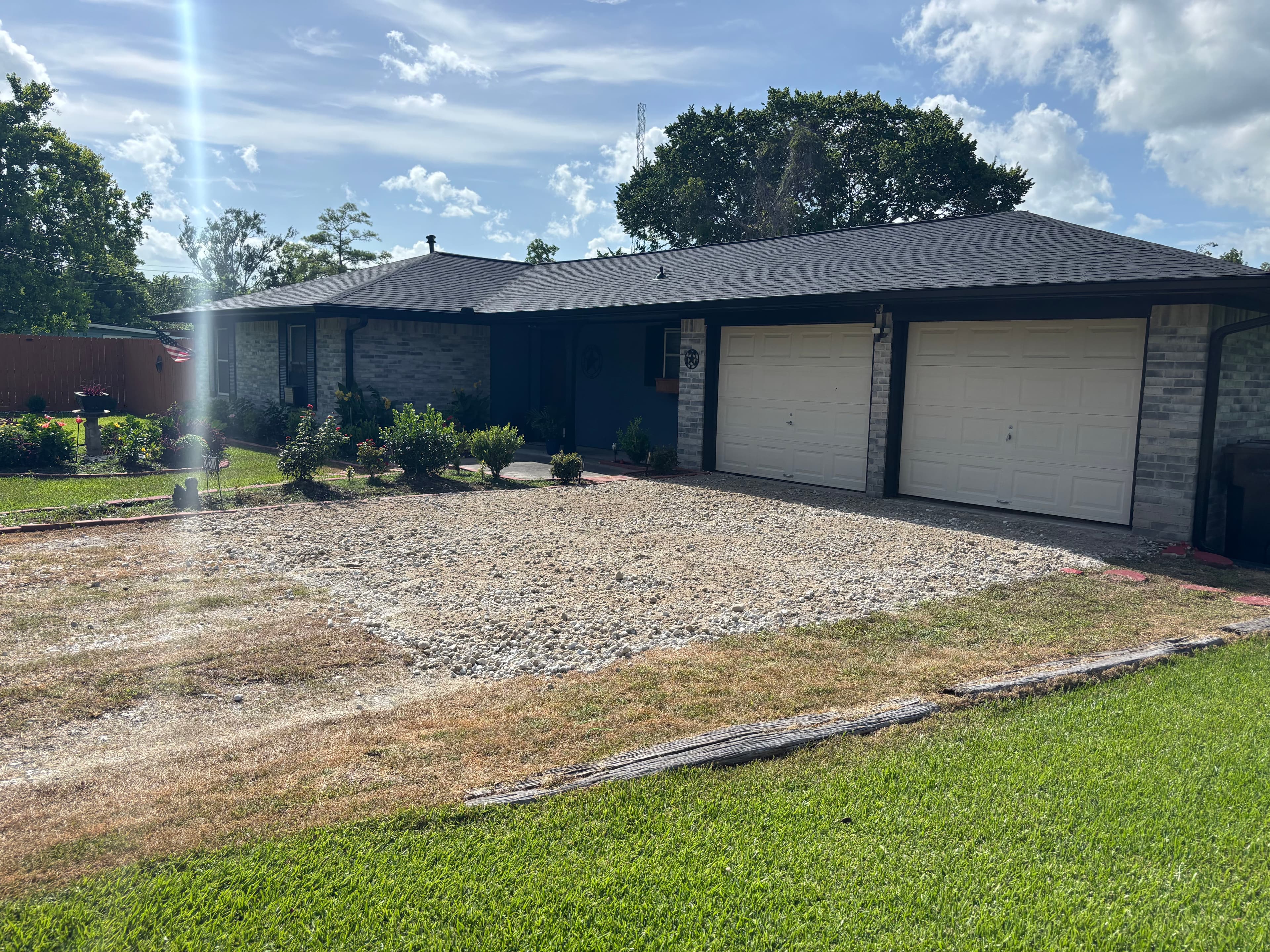 Project Gravel Driveway Touch-Up Done Right in Brazoria image
