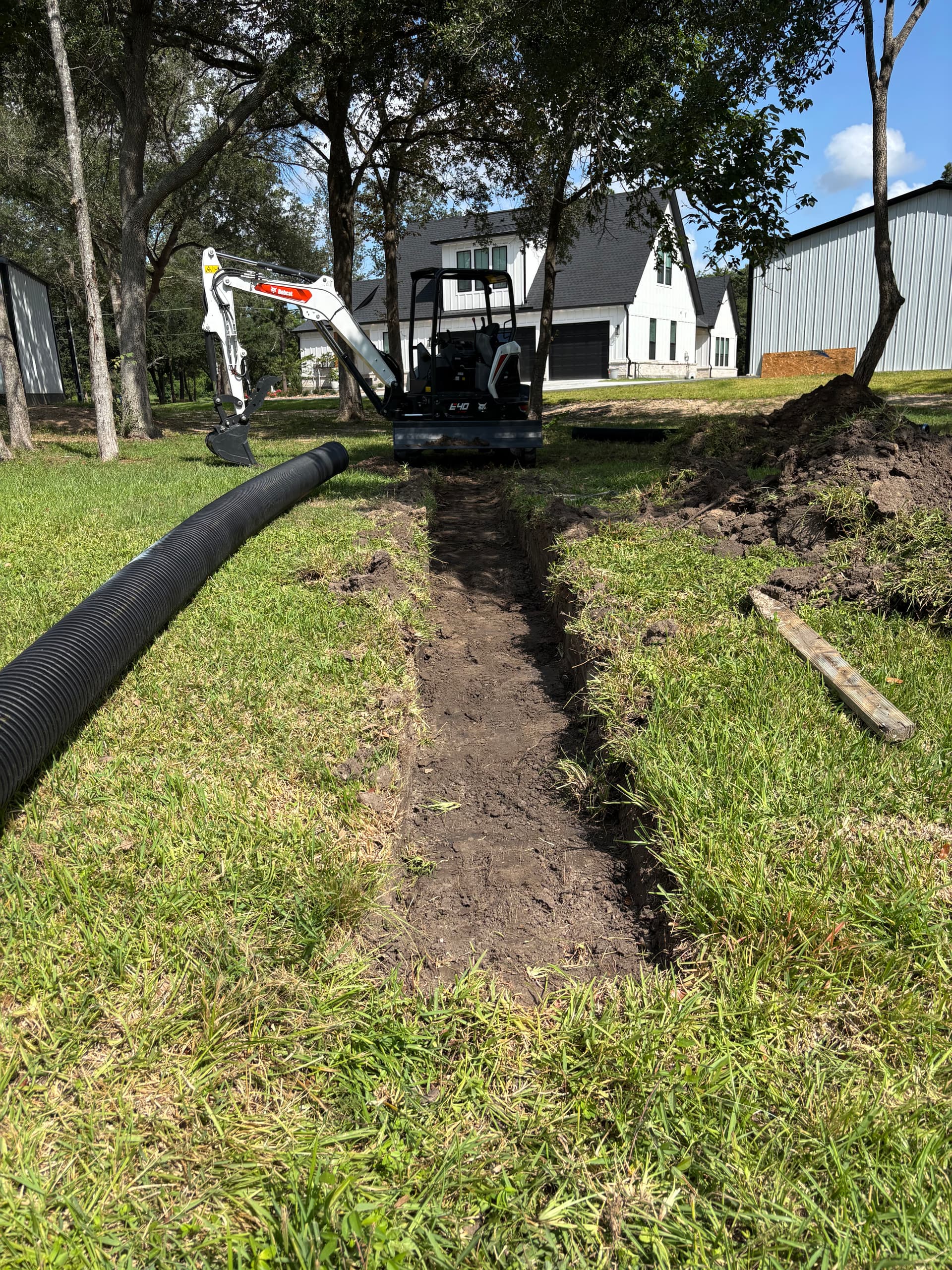 Gallery photos for 8-Inch Culvert Install Fixes Soggy Yard in Alvin: Image #1